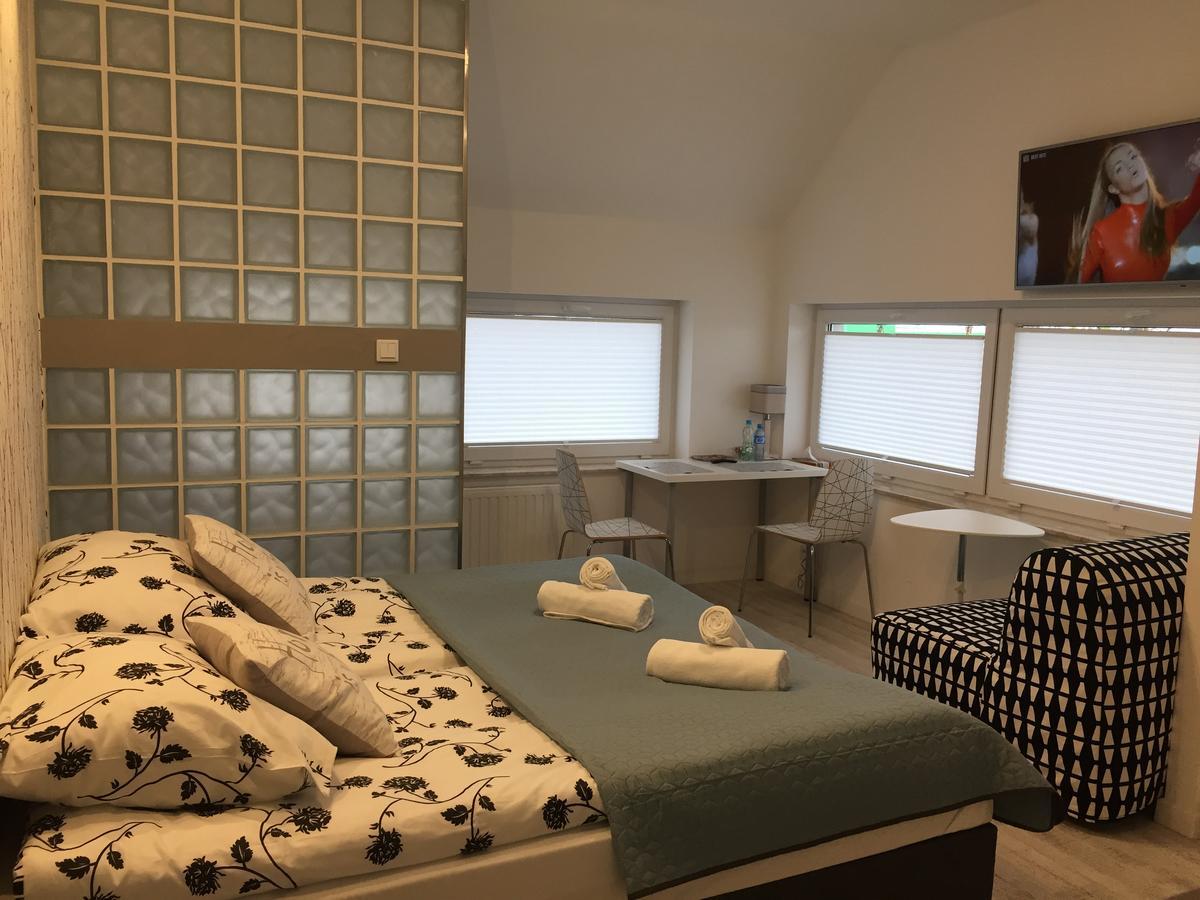 Q Apartamenty Mirkow Extérieur photo